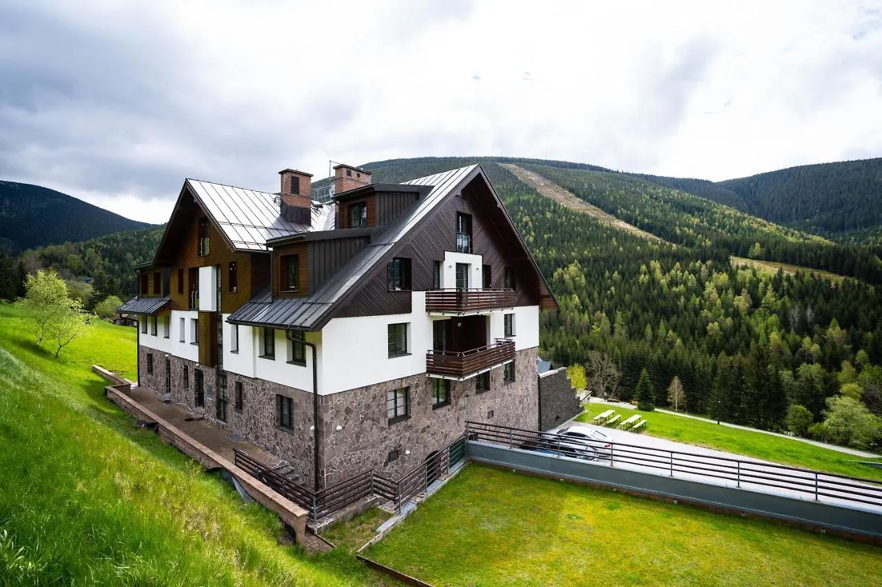 Apartman Svaty Petr Шпиндлерув-Млин