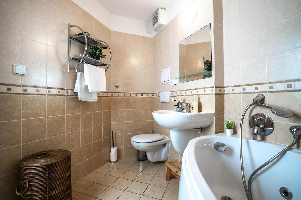Apartman Svaty Petr Шпиндлерув-Млин
